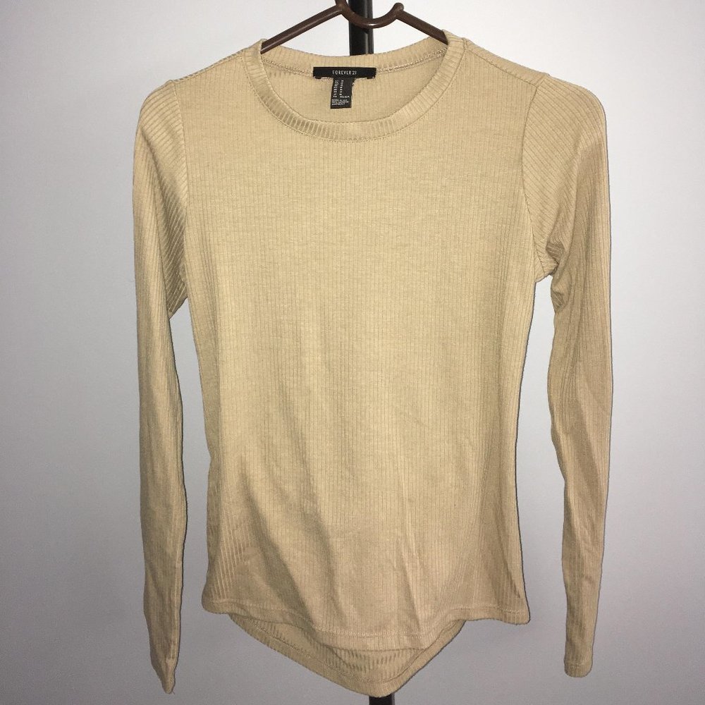 Forever 21 Long Sleeve Shirt w/ Cutout in back